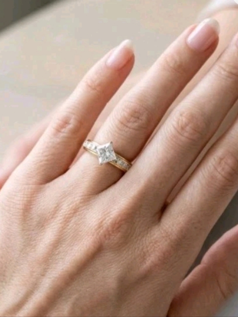 Two Tone Silver Gold Princess Kite Set Diamond Simulant Solitaire Ring size 9.75